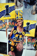th_134844659_Preppie_Rihanna_private_family_photos_15_122_484lo.jpg